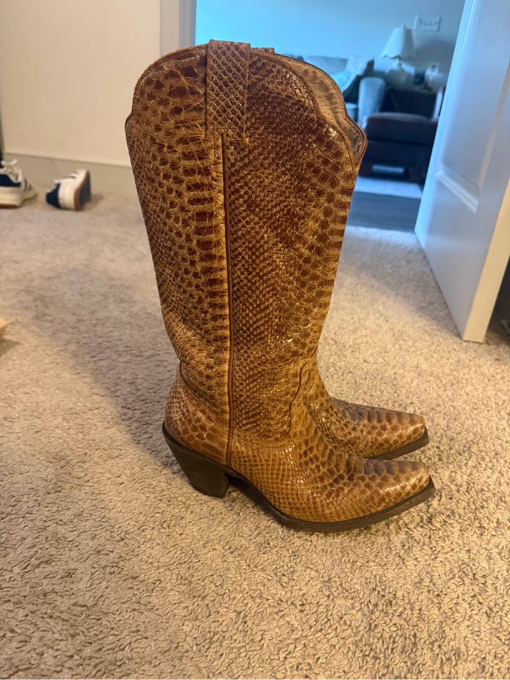 Idyllwind Brown Textured Cowboy Boots